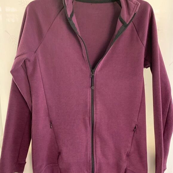 Hoodie/jacket maroon asymmetrical longer back - Picture 2 of 6